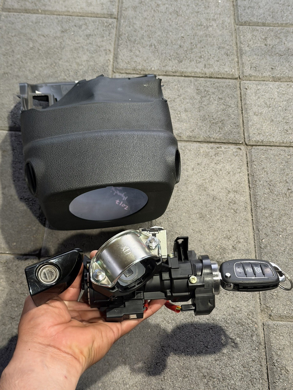 2016-2021 HYUNDAI TUCSON IGNITION SWITCH LOCK CYLINDER W/ KEY & Cover Shroud OEM