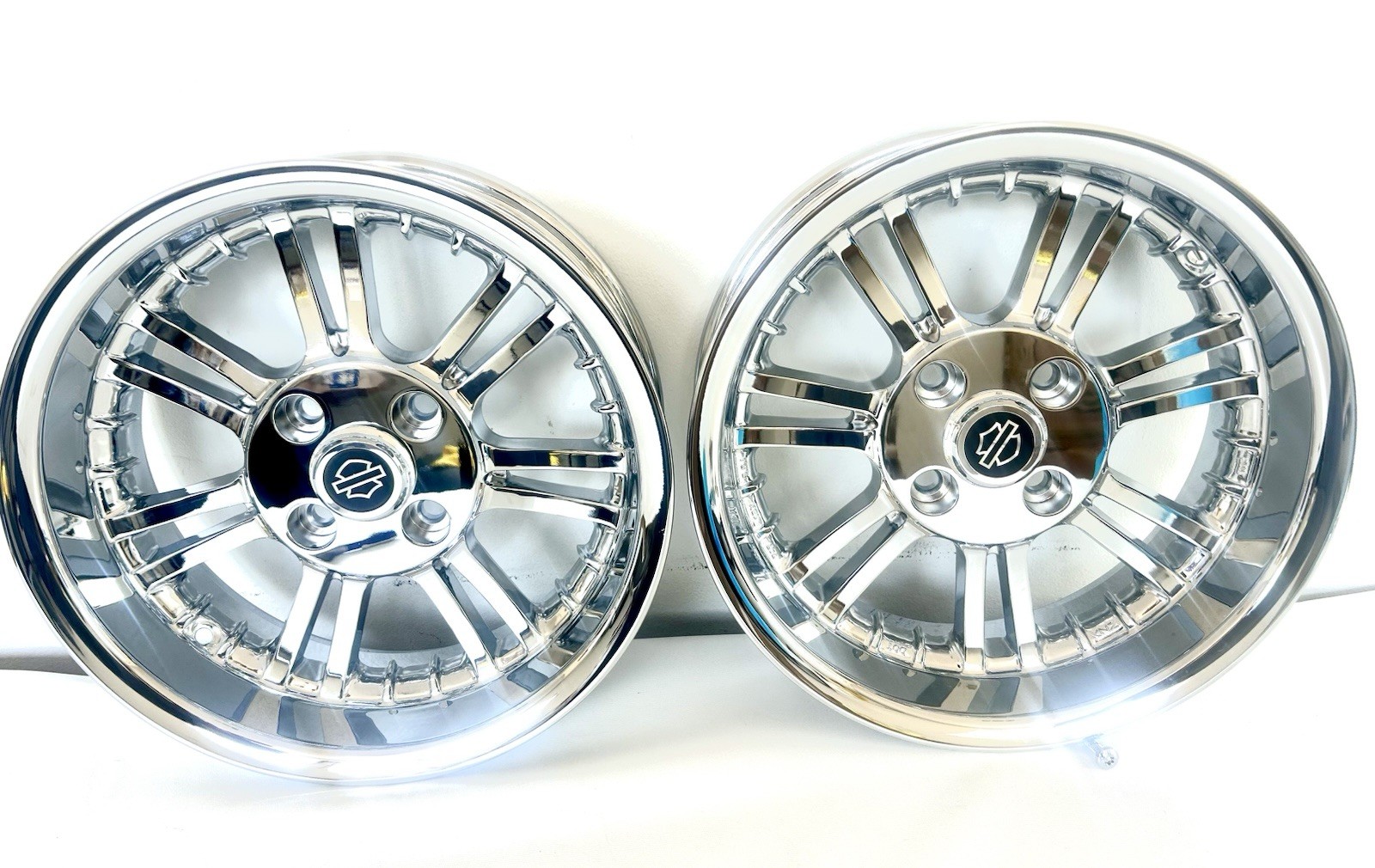 Harley Wheels TRI GLIDE REAR TRIKE Chrome 2009-25 FREEWHEELER OUTRIGHT OEM