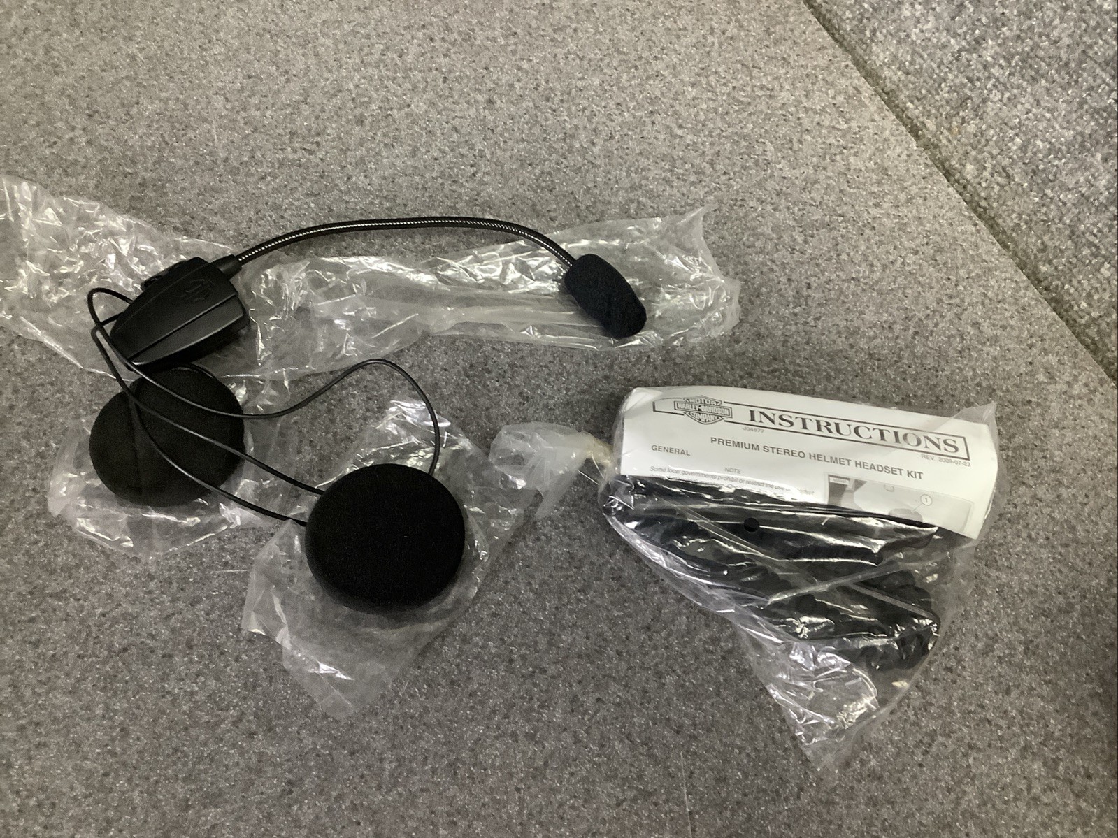 Harley Davidson Premium Stereo Helmet Headset 77147-98A M43E