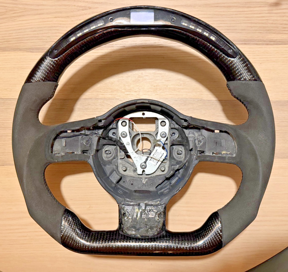 Used OHC Audi R8 Carbon Fiber Alcantara Suede Flat Bottom Steering Wheel LED