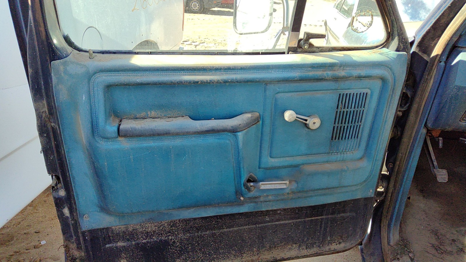1980-1986 Ford F150 Driver Left Front Door Trim Panel Manual Windows Oem Blue
