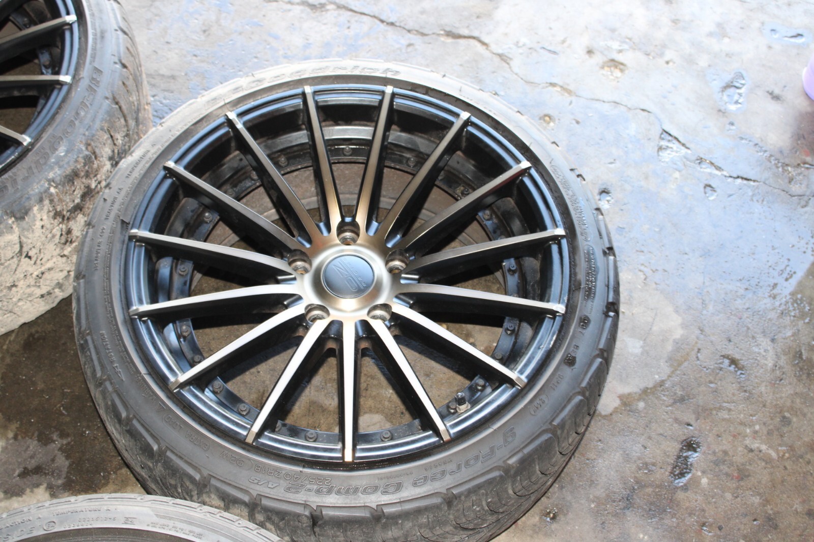 Set of 4 Alloy Wheels OZ Racing 18×8.5 18×9.5 5×120 ET40 2 Piece