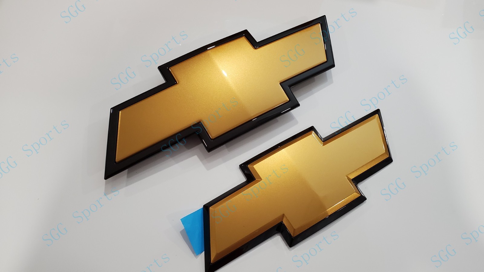 Front Rear Bowtie Emblem Black Gold 2007-2014 Tahoe Suburban 2007-13 Avalanche