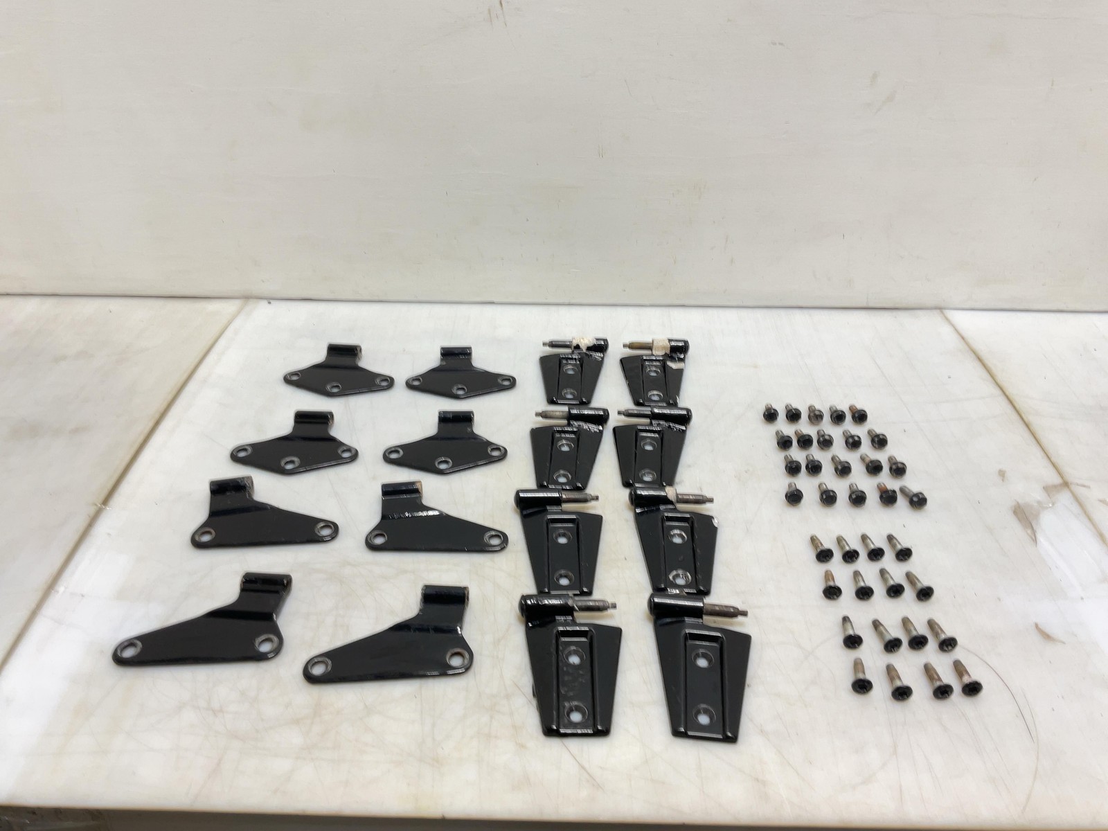 Jeep Wrangler JKU OEM 4 Door Inner & Outer Hinges PX8-Black 2007-2017 176305