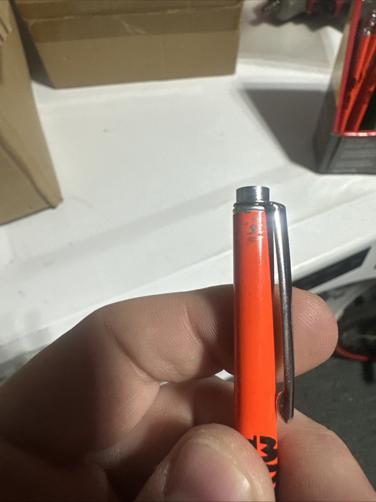 MAC TOOLS MP15 2LB.MAGNETIC PICKUP TOOL IN Orange Ding And Dent Paint