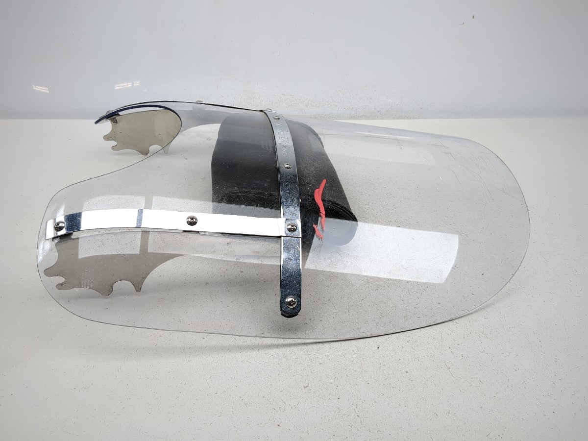 05 Kawasaki VN1600 Vulcan Nomad NATIONAL CYCLE Switch Blade Windshield W Bracket