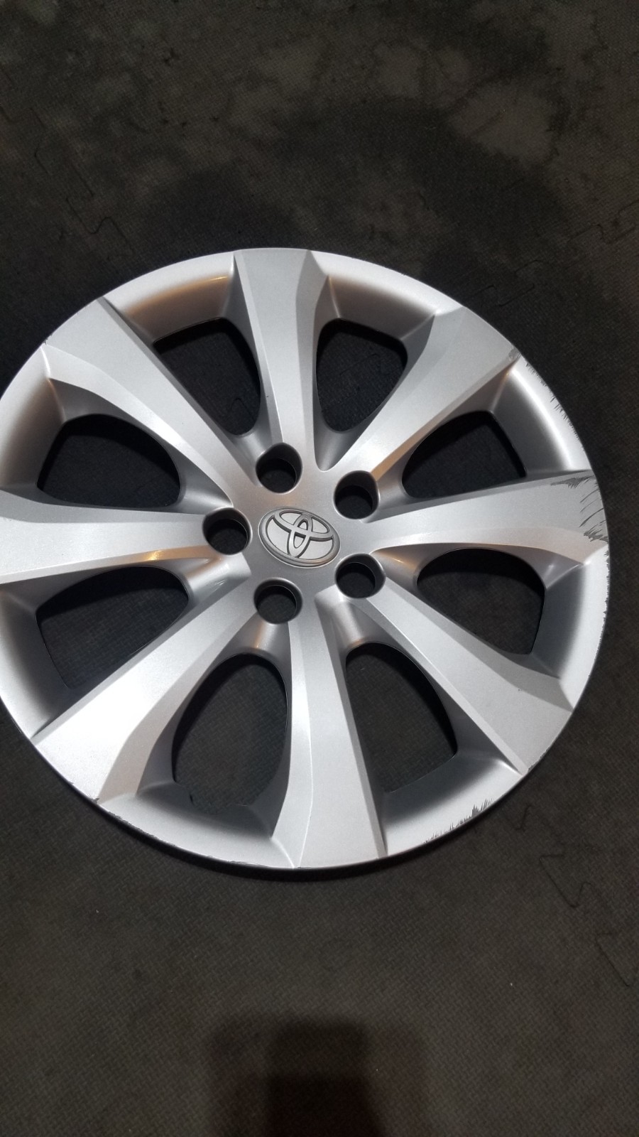 Factory Original Toyota Corolla 2019-2021 Hubcap 16″ Cover OEM 42602-02540 **