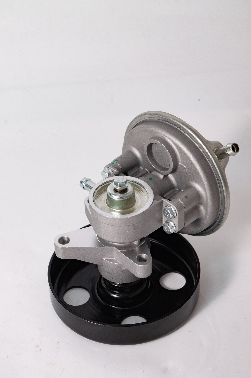 97241035 Vacuum Pump with Pulley for Isuzu NPR NPR-HD L05 L31 LQ4 LY6 L96 3.0L