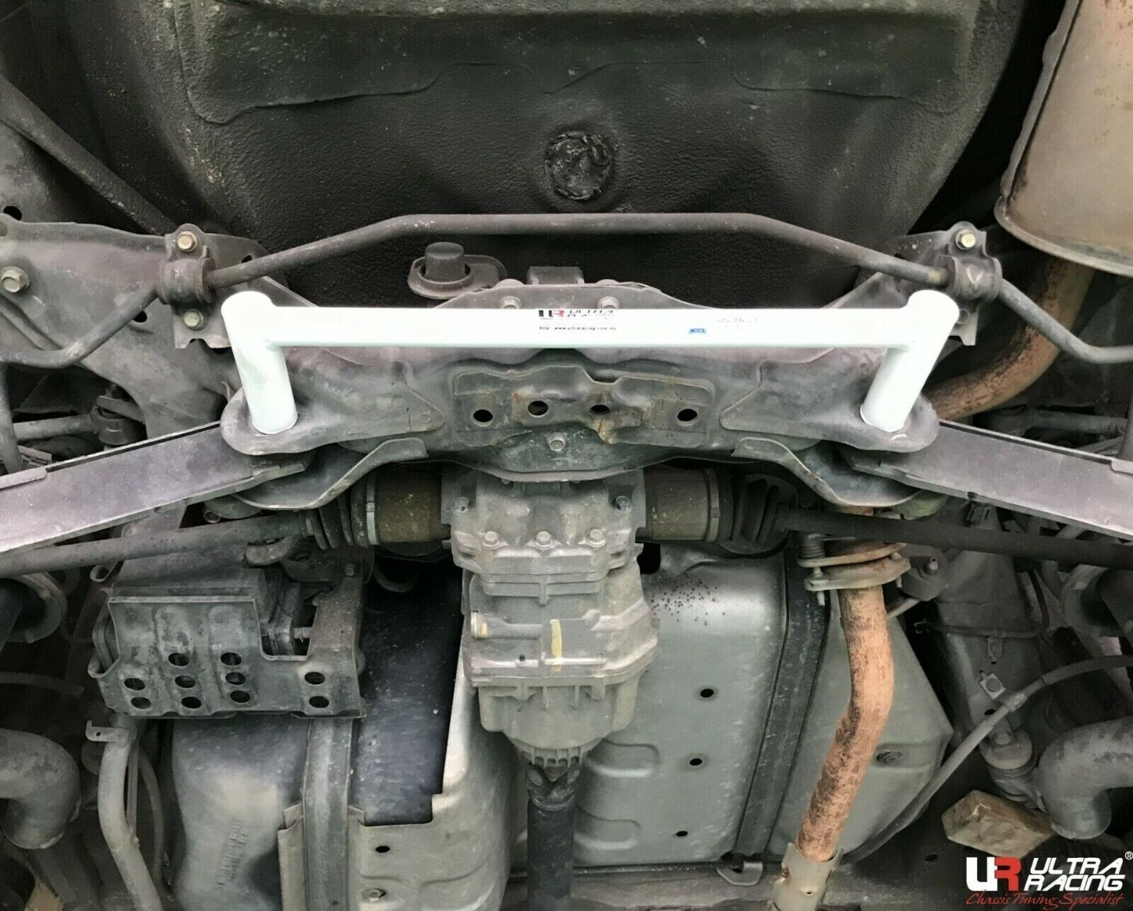 Rear Lower Bar /Member Brace For Honda CR-V 2002-2006 2ND GEN (RD4-9) 2.0 2.4