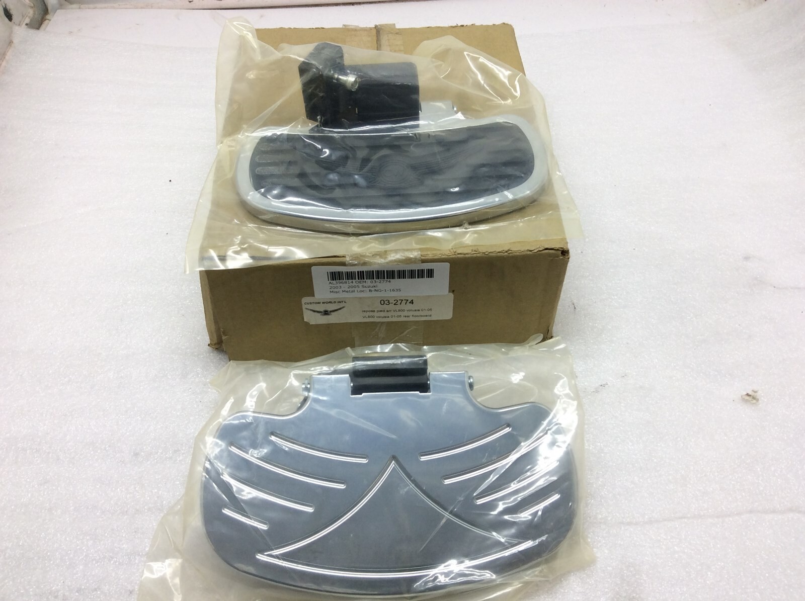 Rear Footboard 03-2774 Custom World International Brand 2003-2005 Suzuki VL800