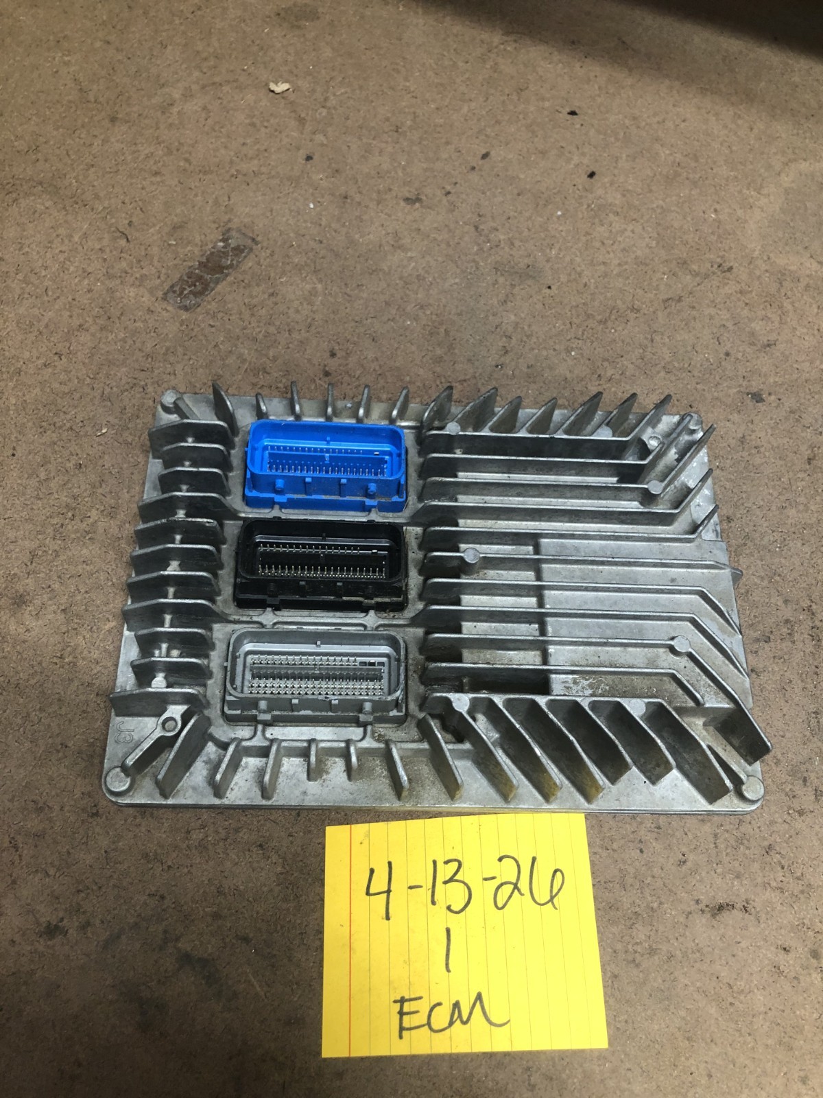 2013-2015 Malibu Equinox Acadia 12655476 Engine Control Module Ecm E39a