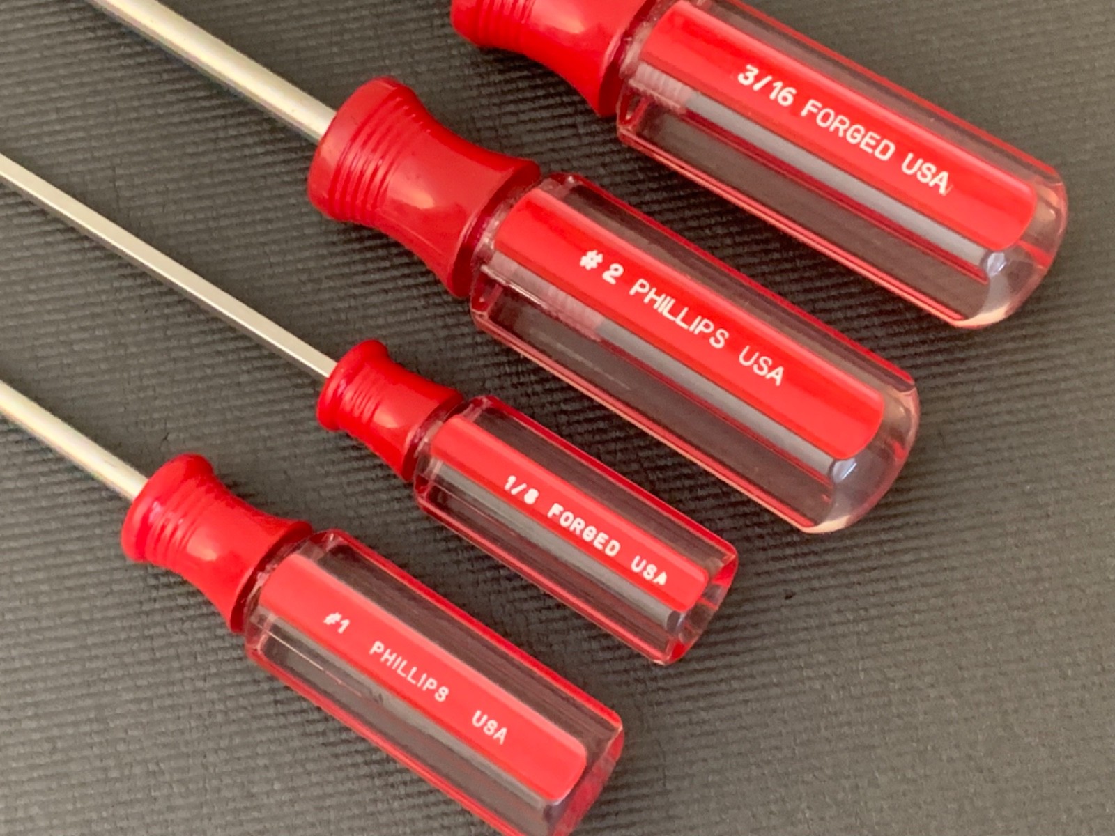 (4) Vintage Craftsman USA Phillips & Slotted Red Handle Screwdrivers