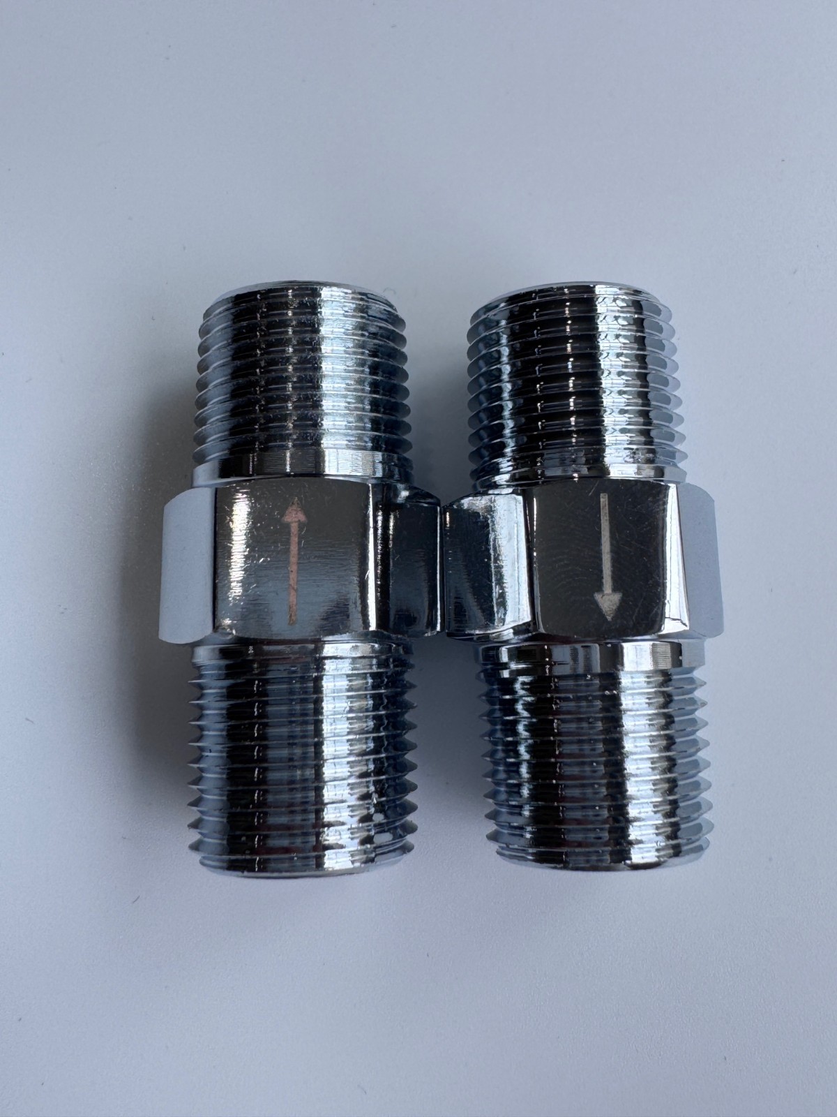 Lowrider Hydraulics 3/8″ male NPT Check Valve, Chrome, 5000 PSI, 2 pcs, Durable