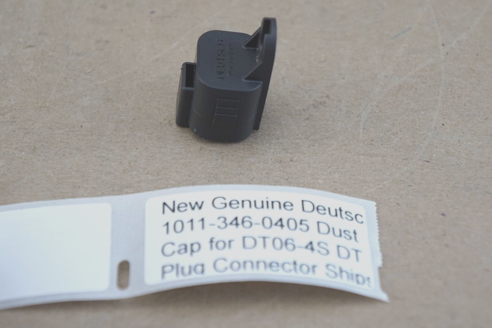 New Genuine Deutsch 1011-346-0405 Dust Cap for DT06-4S DT Plug Connector ShipsFR