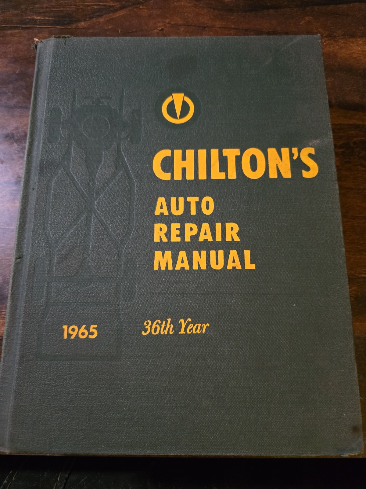 ORIGINAL 1965 Chilton’s Auto Repair Manual 33rd Year Hardcover BOOK
