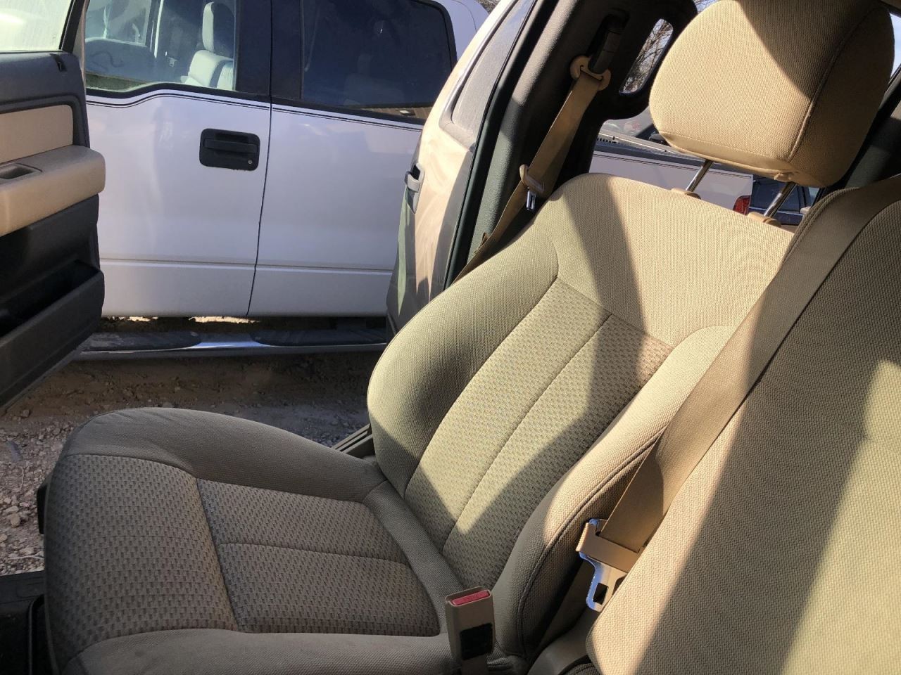 Front Seat 2012-2014 FORD F150 Right Passenger Bench MA Tan Cloth Fabric 996728