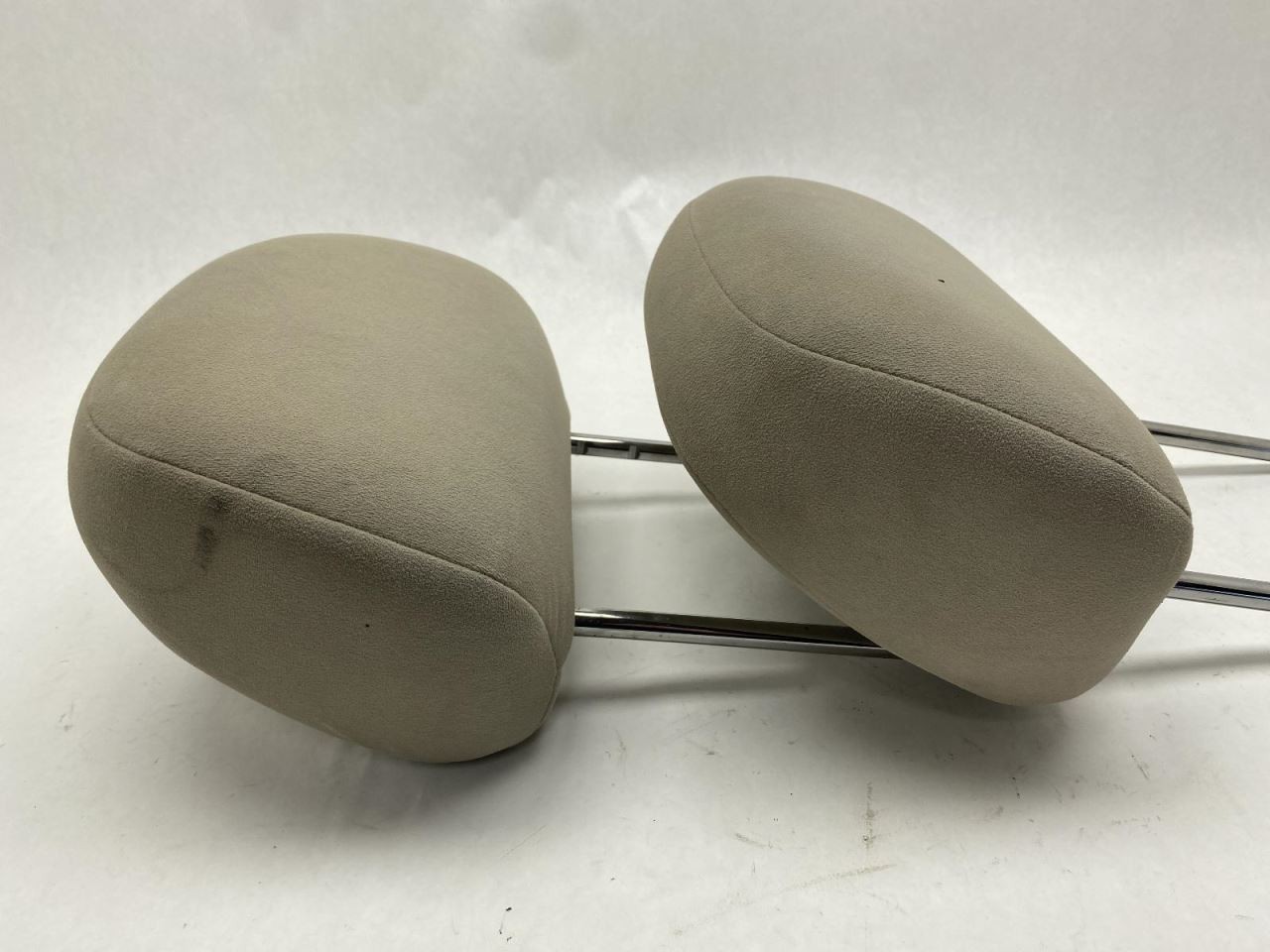 Front Seat Headrest x2 Cloth Medium Light Stone Fits 2008-2009 Ford Taurus 88008