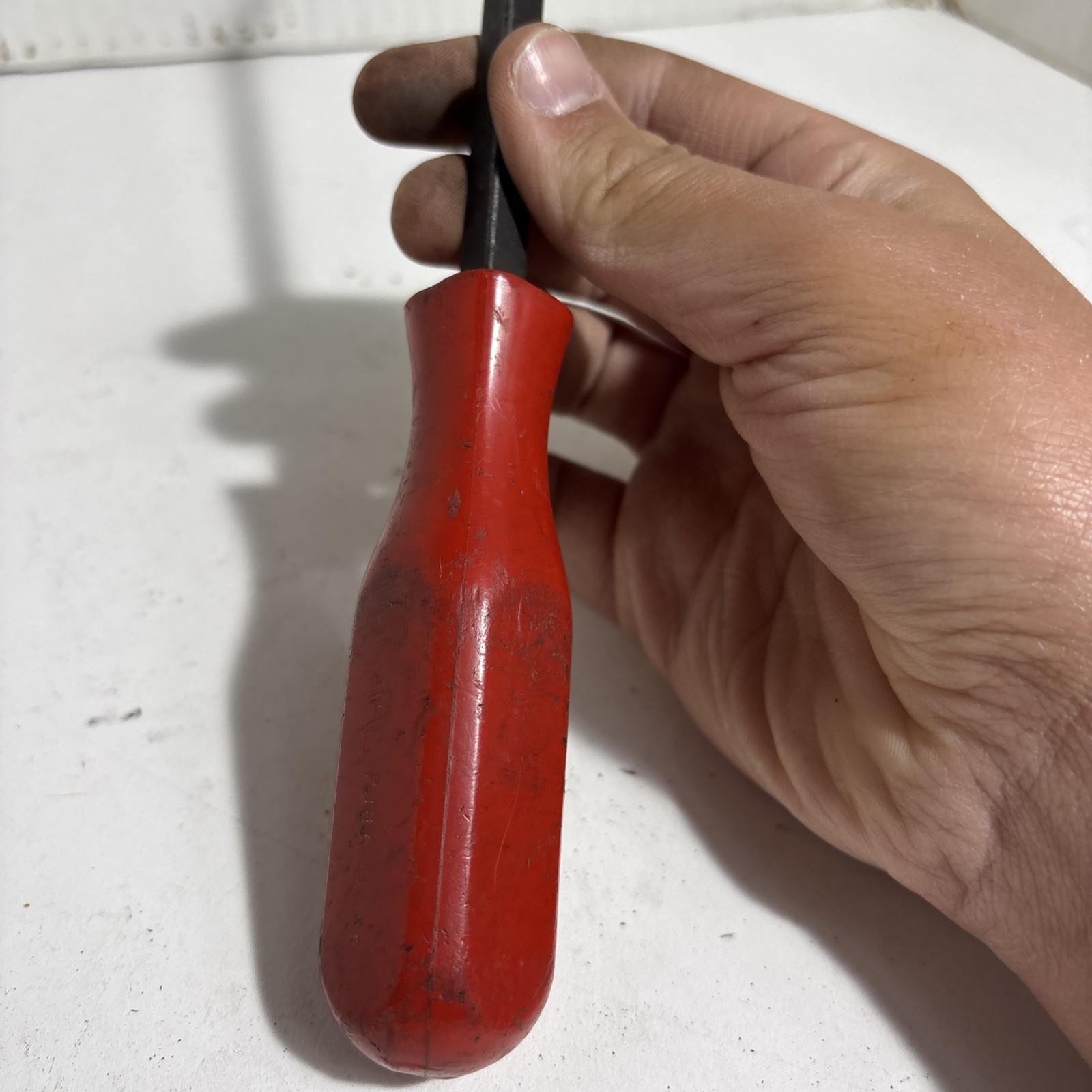 Mac Tools PJ8AR Flat Slotted Screwdriver Square Shank Hard Red Handle – USA