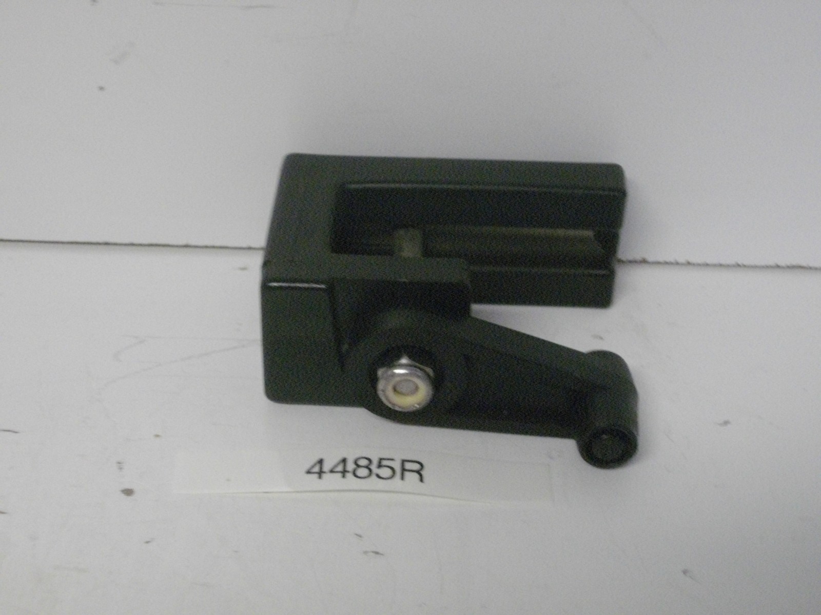 Marine East 4485R Pontoon Boat Gate Safety Latch fits 1″ tubing Right Hand