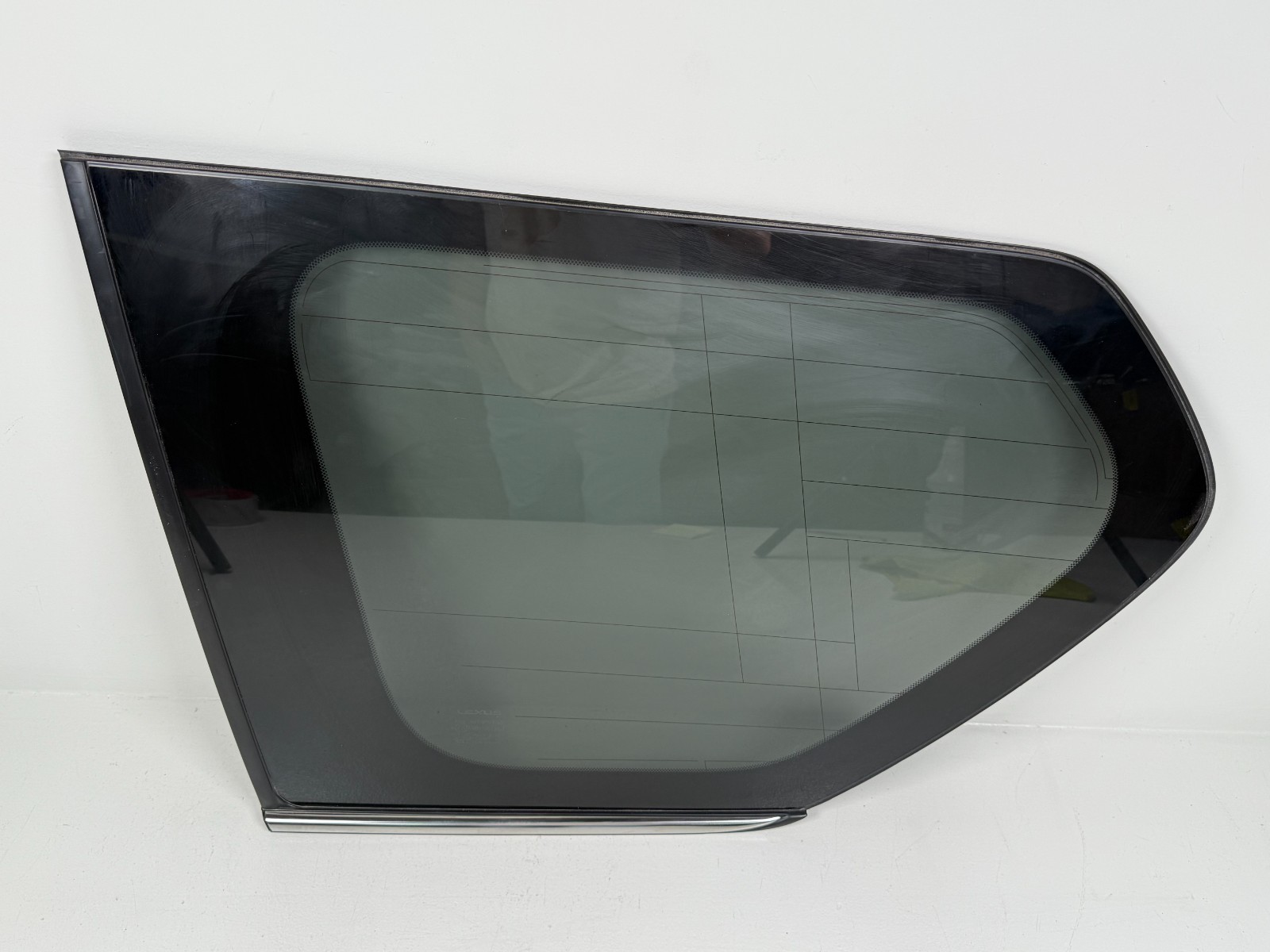 2009-2018 Land Cruiser Prado 150 OEM Right Rear Quarter Corner Glass Window