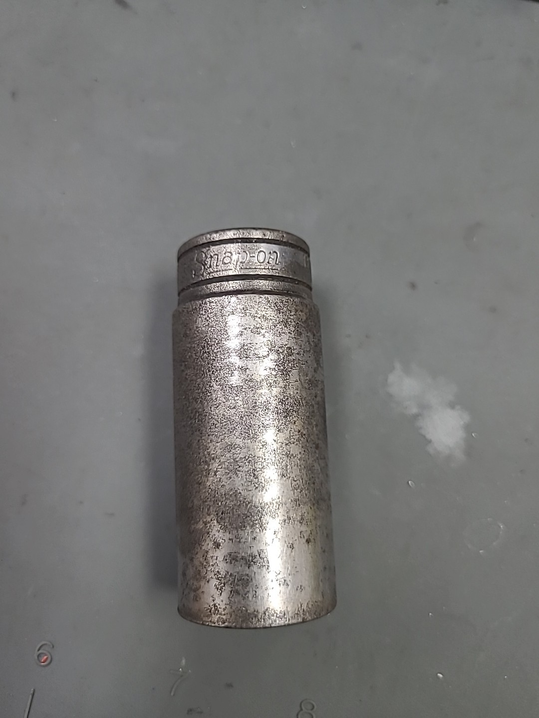 Snap-on SF261 13/16in SAE Standard Chrome Socket 1/2in Drive 12 Point USA Tool
