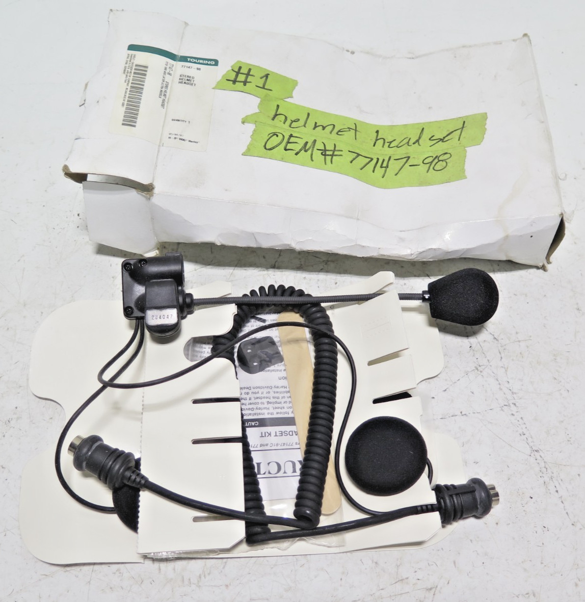 New OEM Harley Davidson FLHTCU Bagger Premium Stereo Helmet Headset 77147-98A