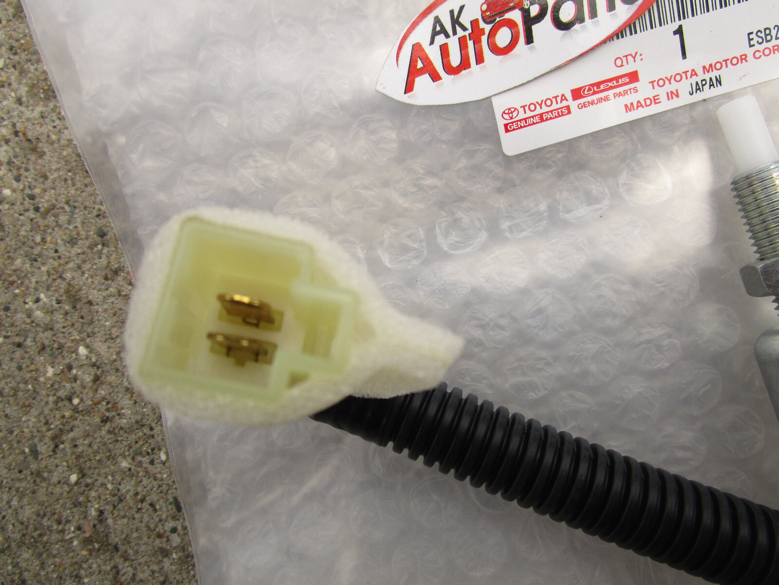 FITS: 84 – 95 TOYOTA 4RUNNER MANUAL TRANSMISSION CLUTCH START SWITCH OEM NEW