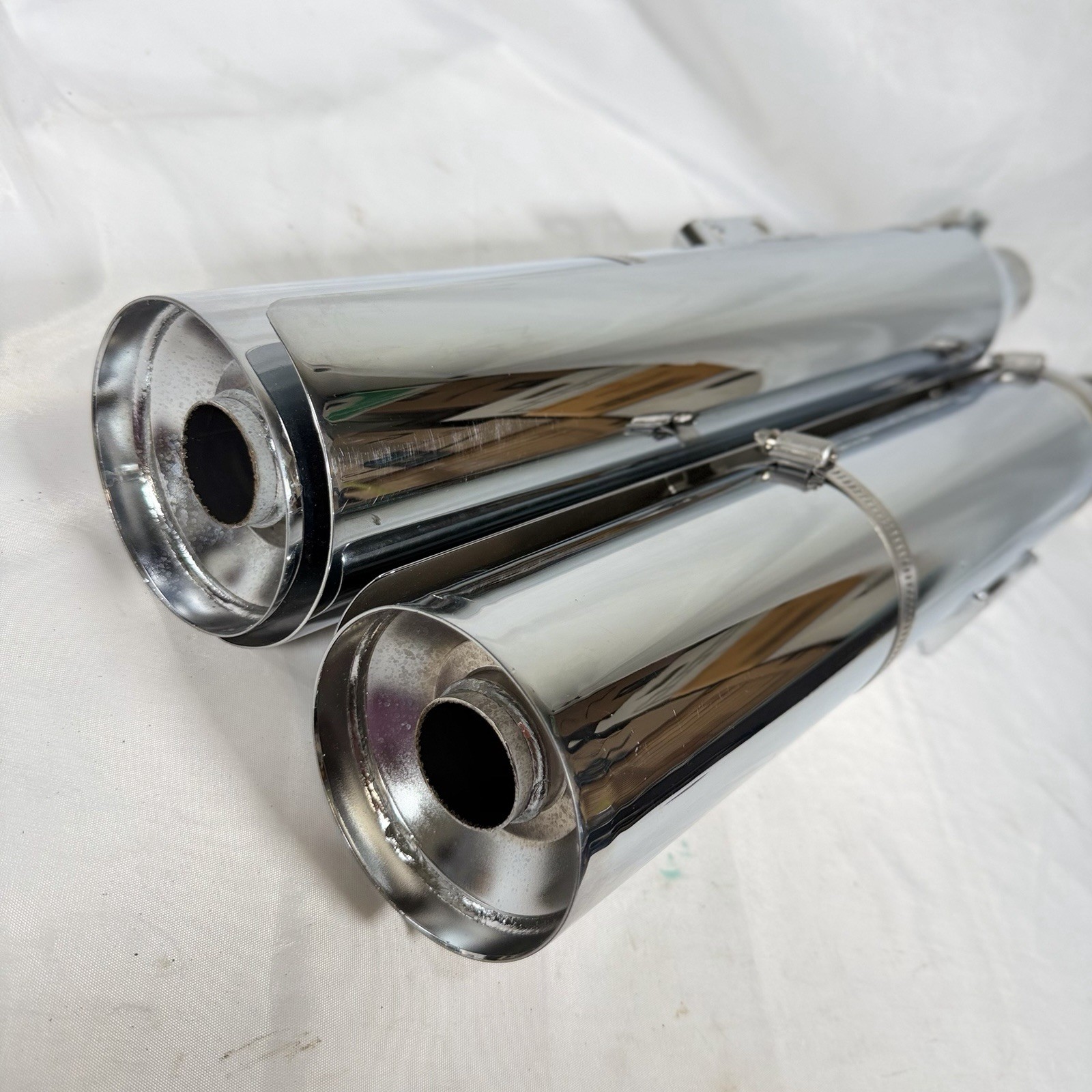 OEM Harley Davidson Touring Chrome Mufflers Pair M8 Take Off Low Miles! 64900458