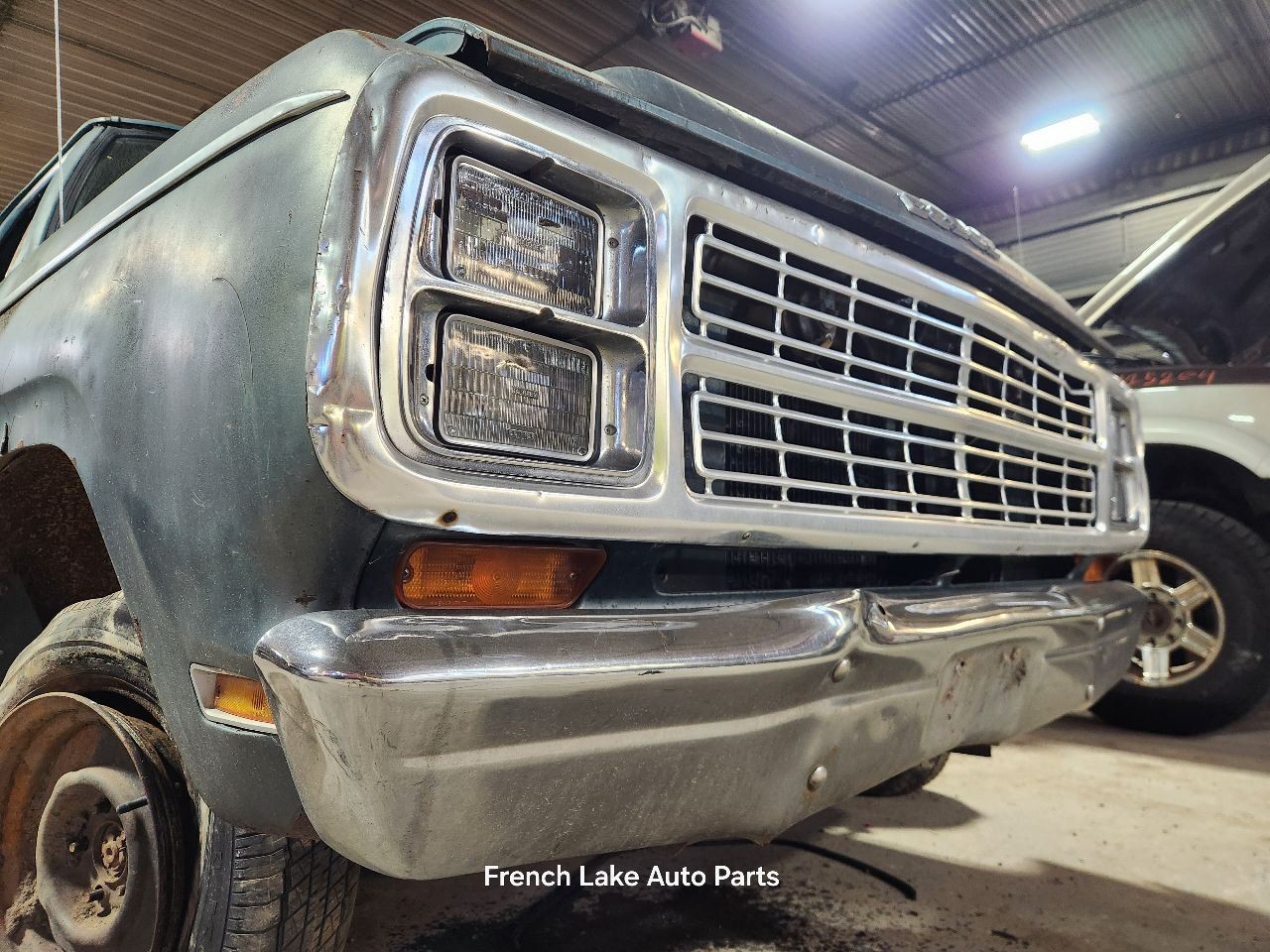 Core Engine Assembly 8-360 5.9L VIN S Fits 1979 DODGE 100 PICKUP 1266631