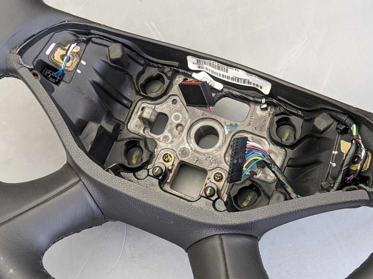 OEM 2014-2020 Chevrolet Impala Leather Steering Wheel Assembly 84237240