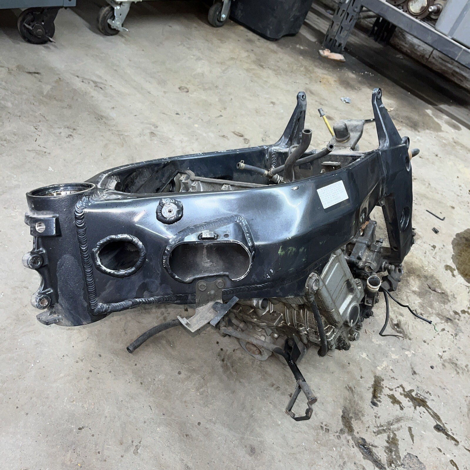 2001 01 KAWASAKI ZX750P ZX 750 ZX7R NINJA BLOWN ENGINE MOTOR FRAME CHASSIS BODY