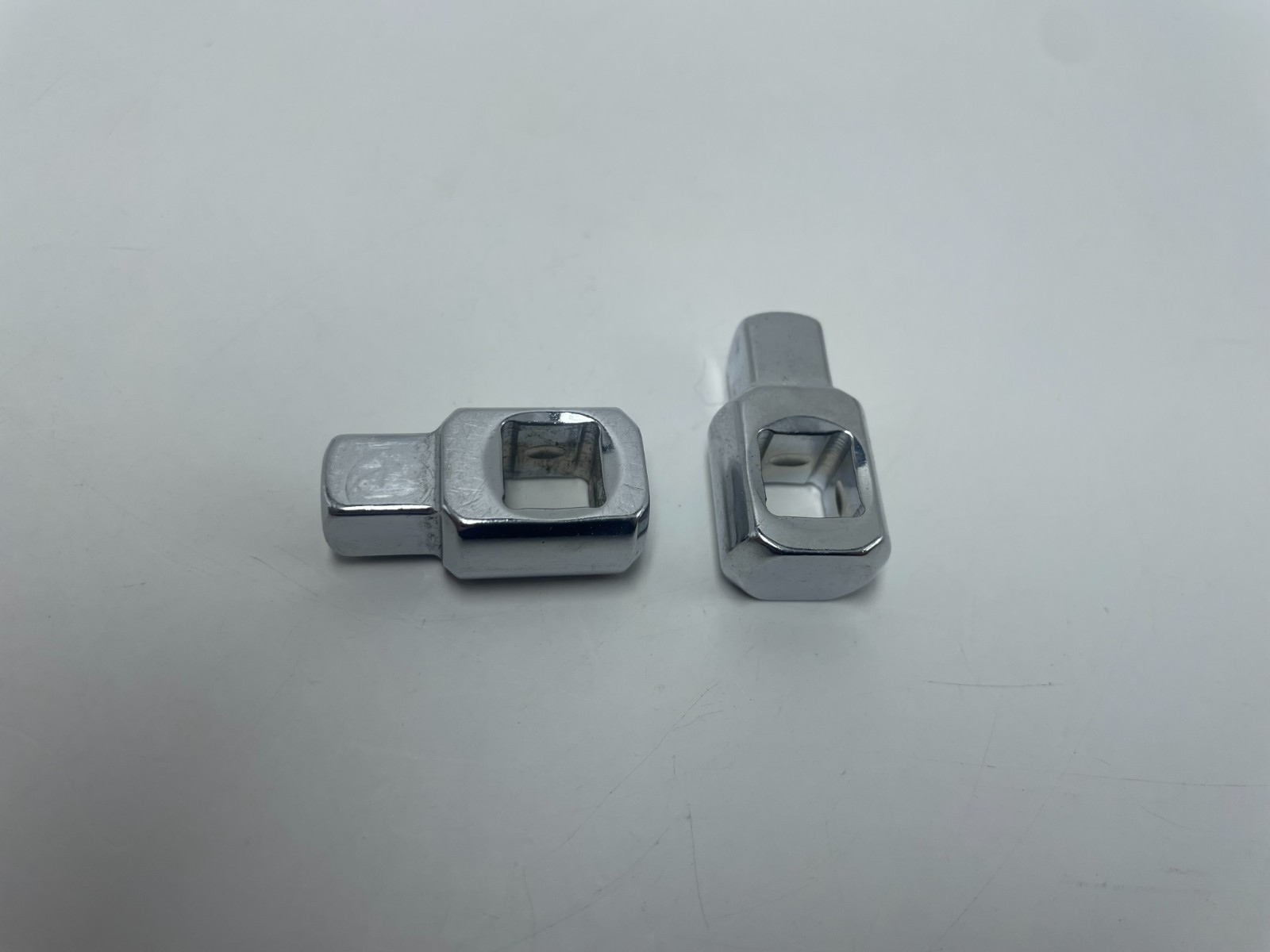 Snap-on Tools USA 2 PACK 3/8″ Drive Extension 90° Connectors FZ1