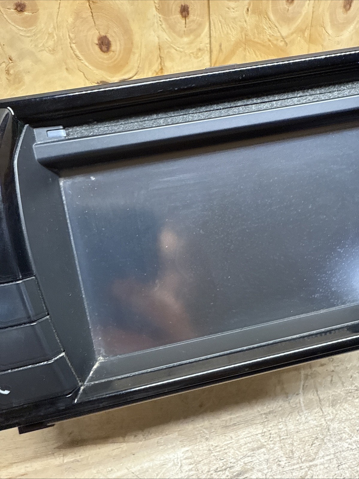 *PARTS ONLY* 2014-2018 Toyota Corolla Radio CD player Display screen 86140-02050
