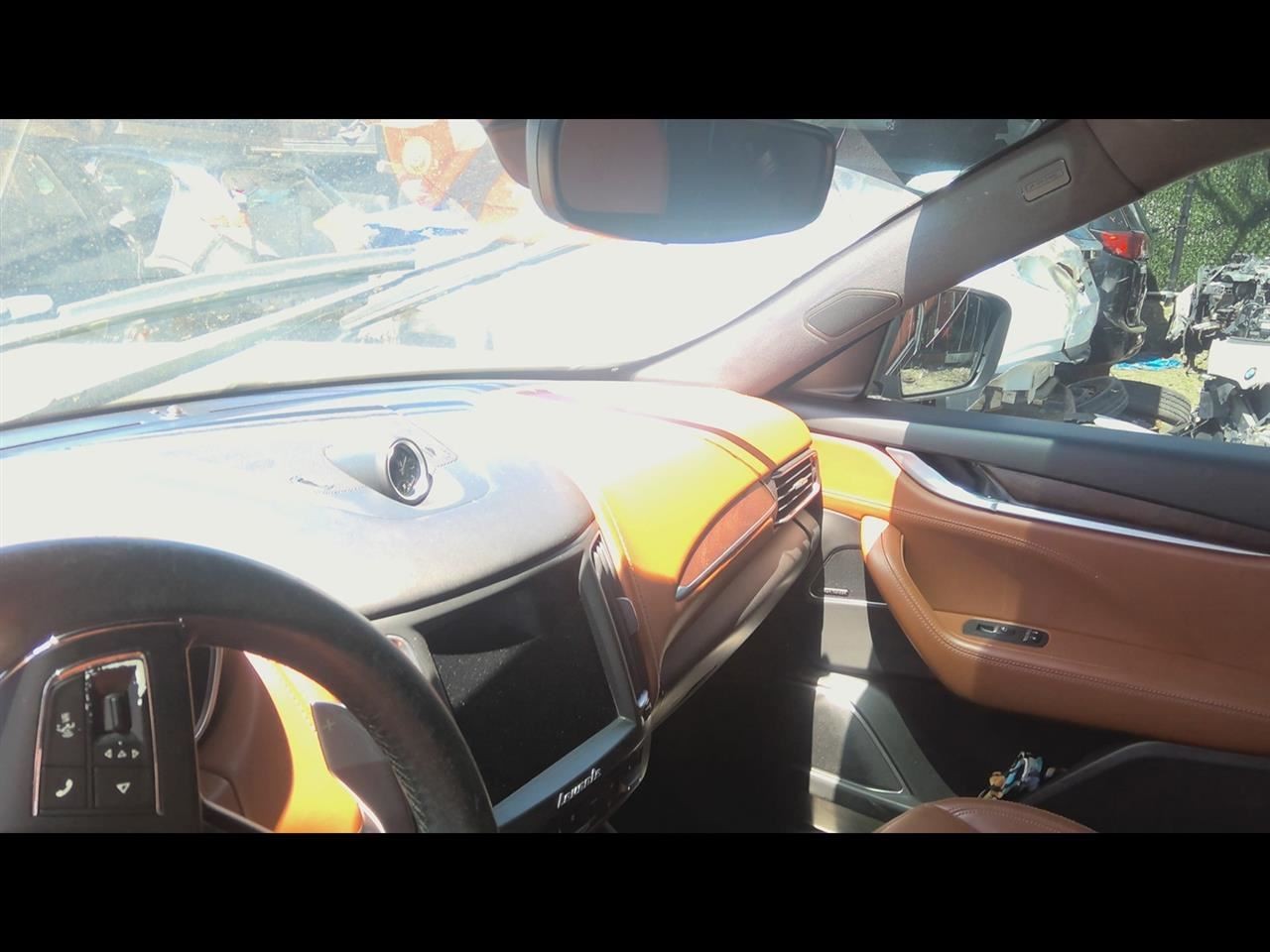 LEVANTE 2017 Transmission Shift 634243