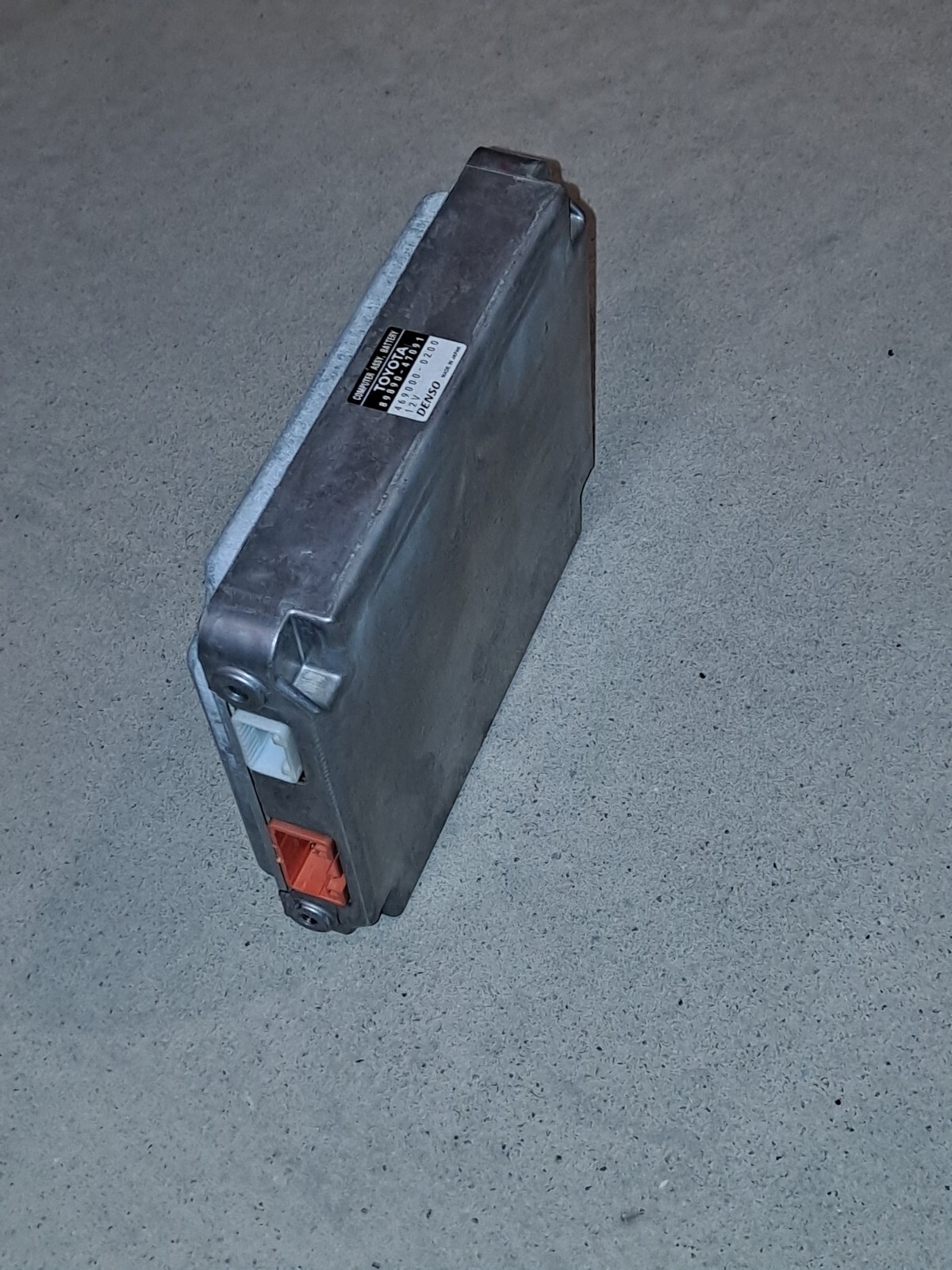 2004-2009 Prius Hybrid Battery ECU Temp. & Voltage Sensor 89890-47090