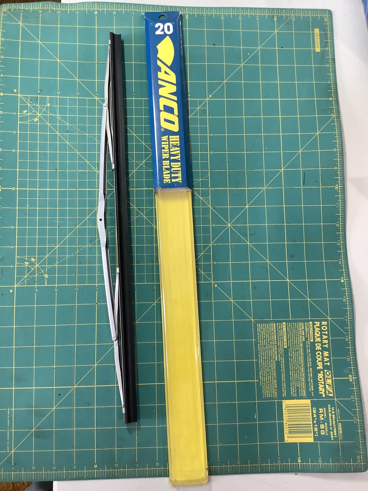 20″ Heavy Duty Truck or Bus Wiper Blade Anco 52-20 MISSING PARTS