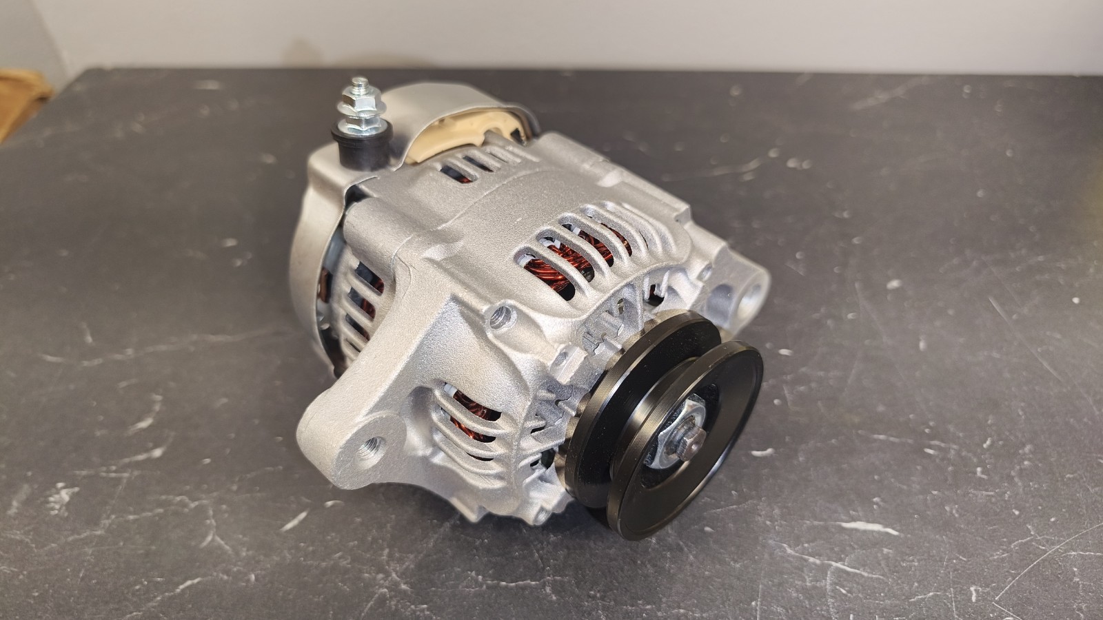 Alternator For Kubota 100211-1670 16231-24011 16241-64010 16241-64011 133745A1