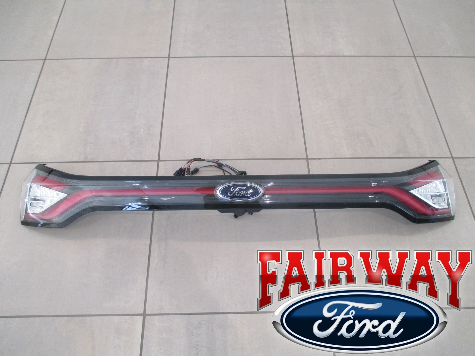 15 thru 18 Edge OEM Genuine Ford Rear Tail Lamp Reflector Panel TITANIUM + SPORT
