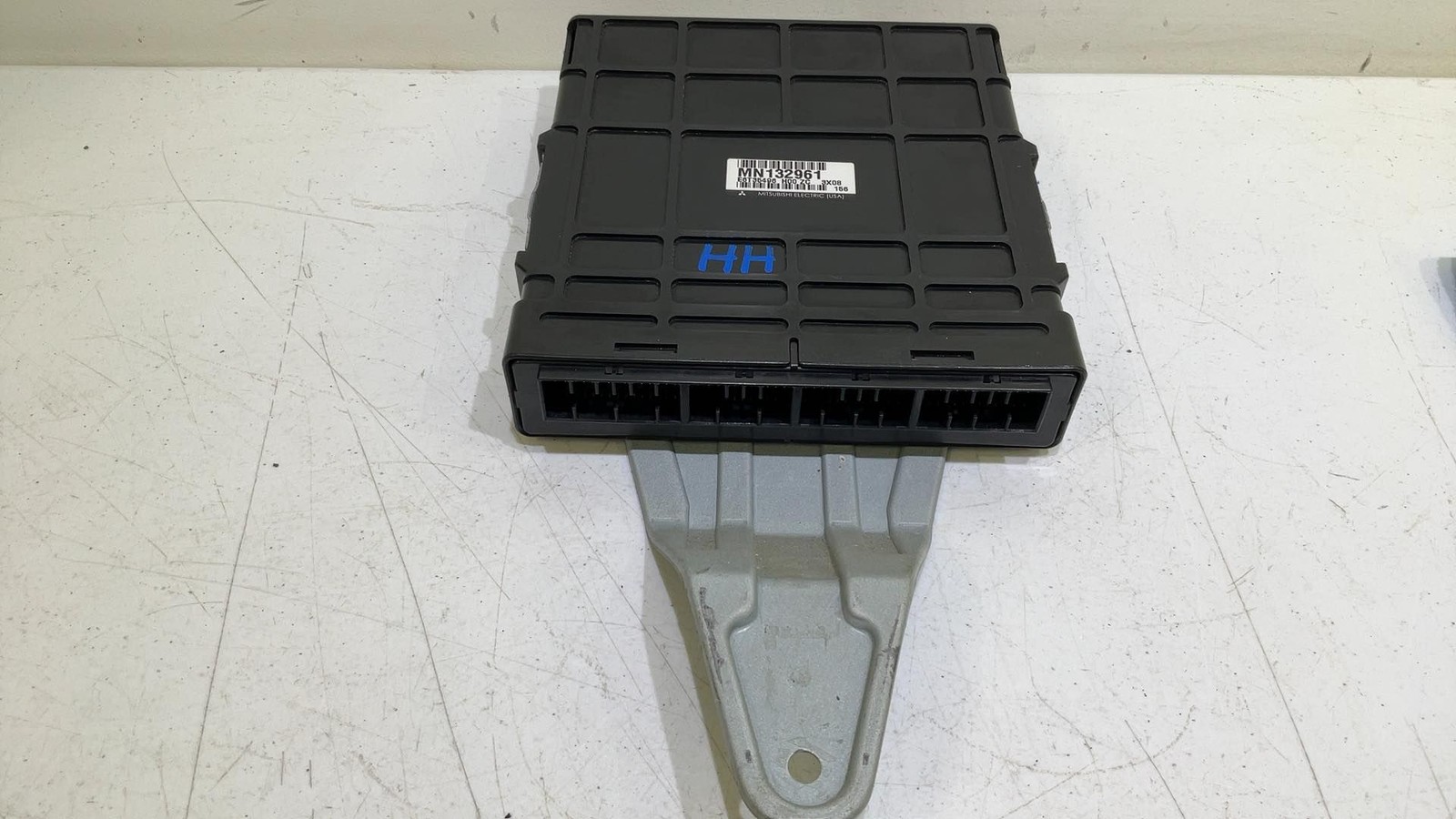 2004 MITSUBISHI ECLIPSE Engine Control Module ECU ECM Used OEM MN132961