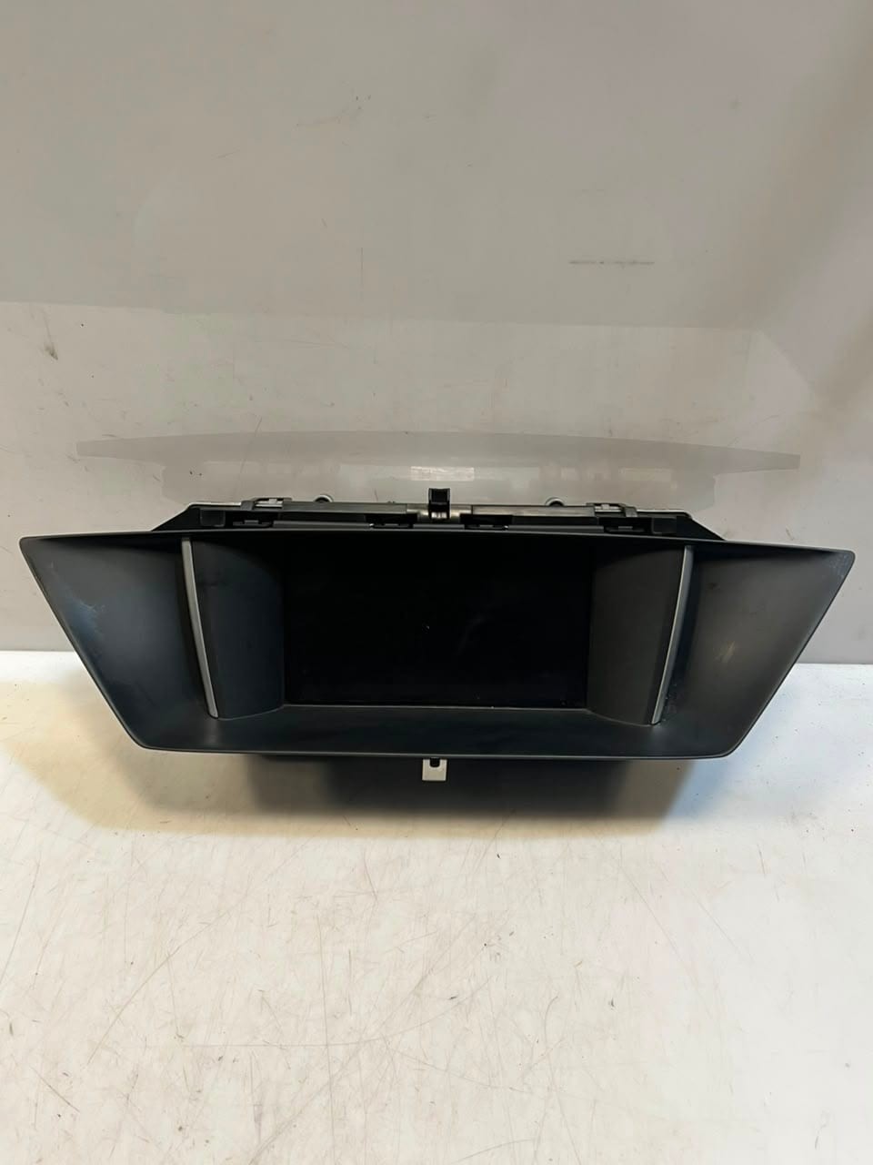 2010-2015 BMW X1 E84 CID 6.5″ Multifunction Display Screen 9289583 OEM