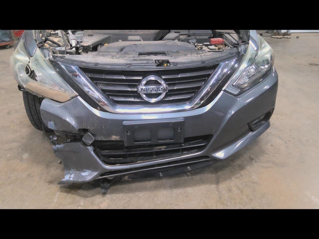 (LOCAL PICKUP ONLY) Driver Left Quarter Glass Sedan Fits 13-18 ALTIMA 732580