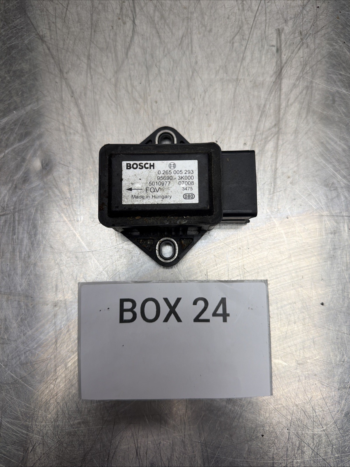 2008 Hyundai Entourage Sonata Sorento Yaw Rate Sensor Assembly OEM 95690-3K000