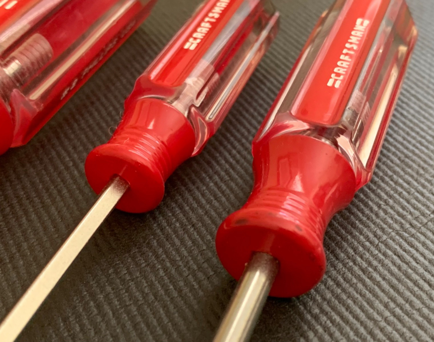 (4) Vintage Craftsman USA Phillips & Slotted Red Handle Screwdrivers