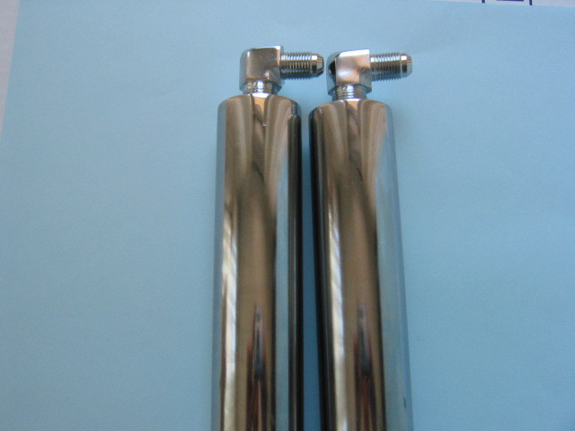 Lowrider Hydraulics 8″ chrome cylinders, lock-in screw, elbows, triple seals