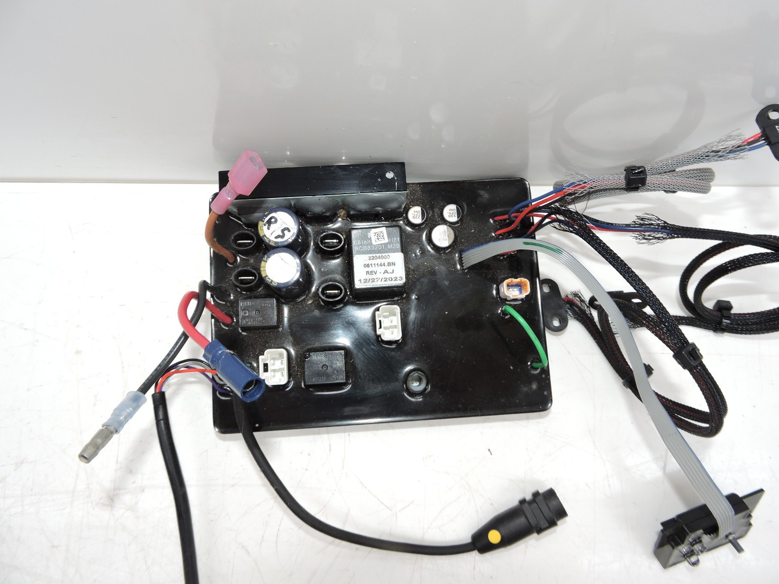 ? Gen 1 Minn Kota Minnkota Ulterra Control Board 2204000 ?