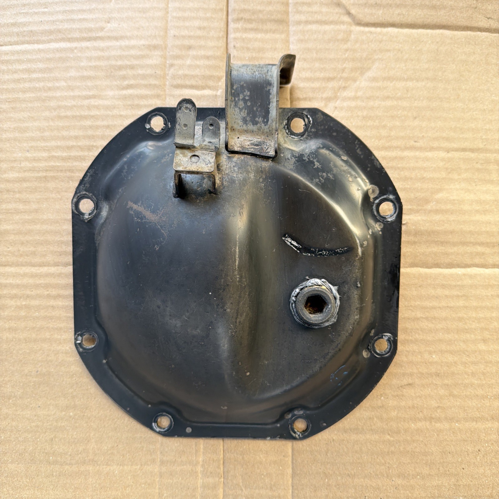 OEM Nissan Rear Differential Cover Frontier Xterra 8 Bolt C200 USED