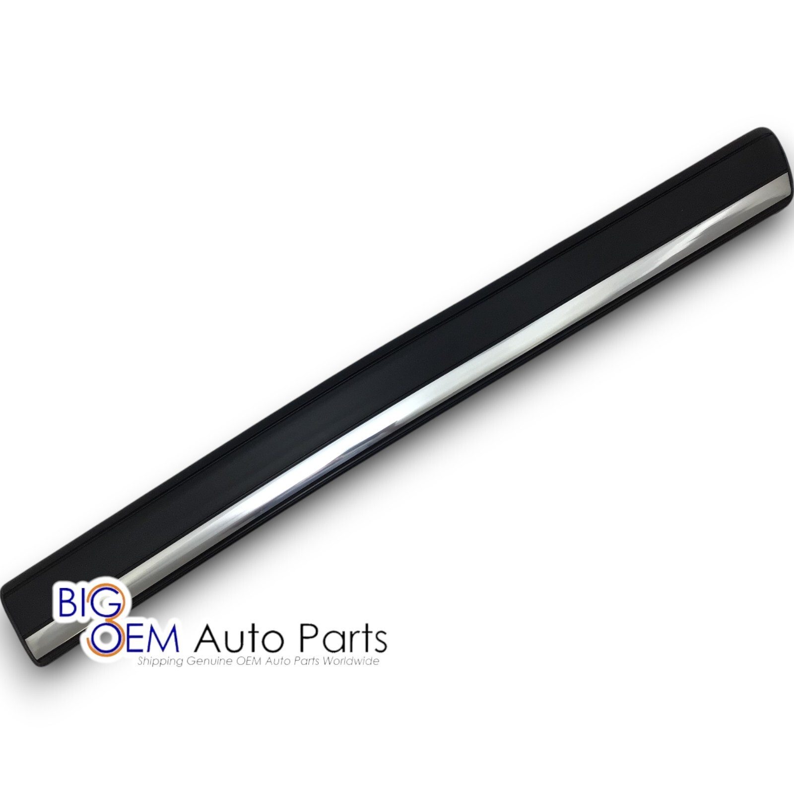 04-06 Chevrolet Silverado Tahoe Suburban Front Passenger Door Molding 15199305