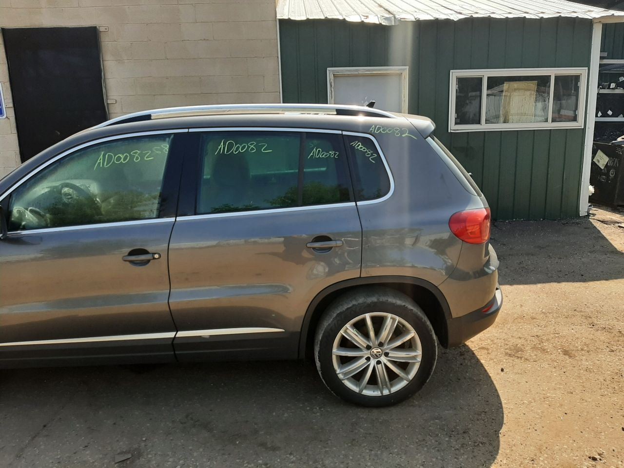 Chassis ECM Communication Interface Box Telephone Fits 12-15 TIGUAN 1014113