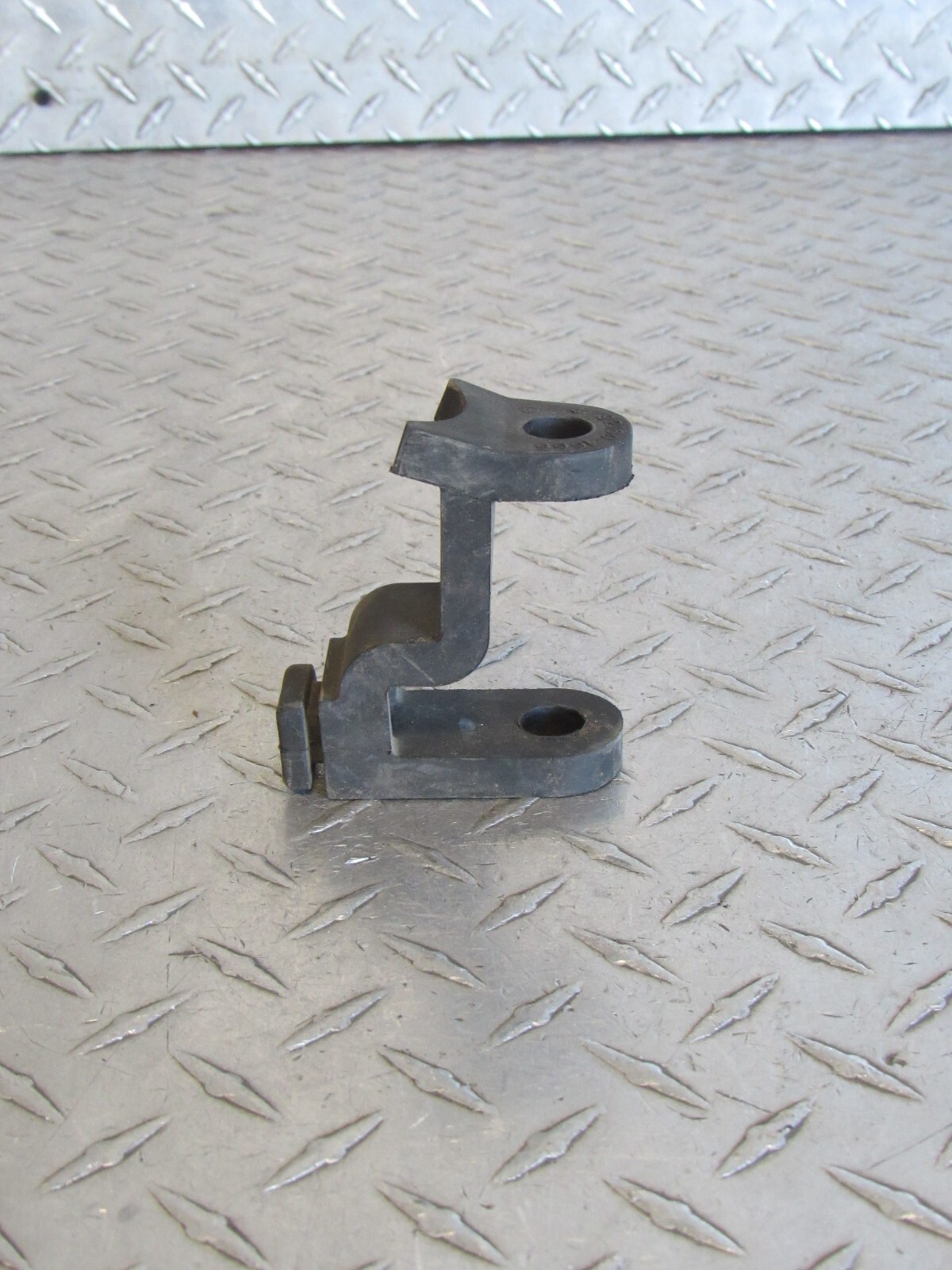 1998 98 KAWASAKI ZX750P ZX 750 ZX7R ZX7 NINJA AIR CLEANER MOUNT DAMPER