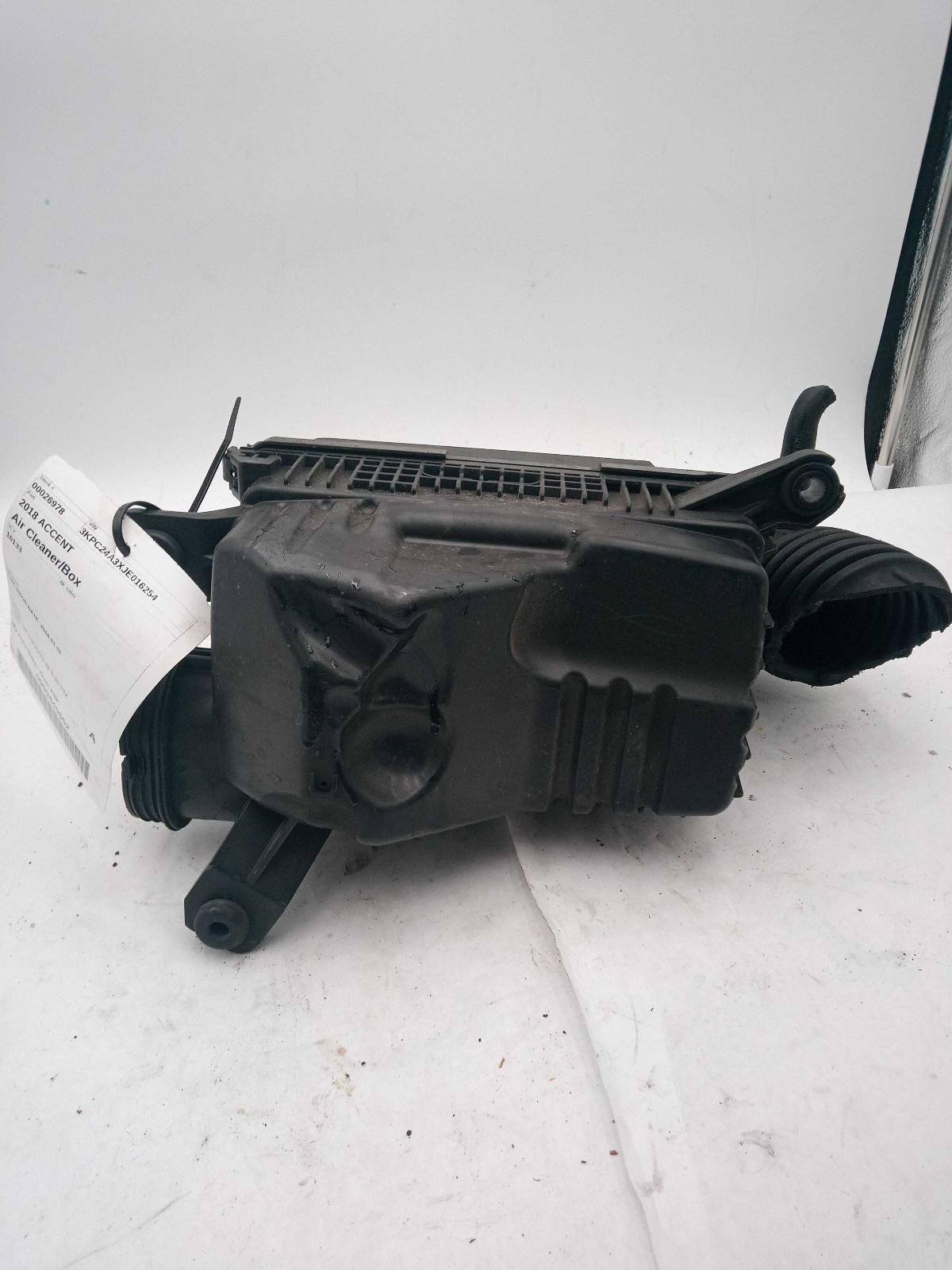 2018 Hyundai Accent Air Cleaner Assembly OEM Blue 1.6L 135K Miles